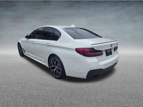 Used 2023 BMW 530i w/ Executive Package RWD image 8