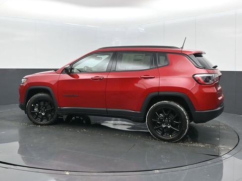 New 2026 Jeep Compass Latitude image 5