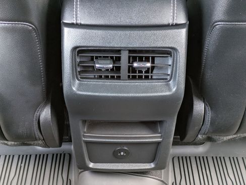 Used 2023 Ford Edge ST AWD/4WD image 16