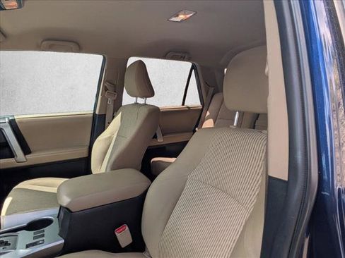 Used 2016 Toyota 4Runner SR5 AWD/4WD image 8