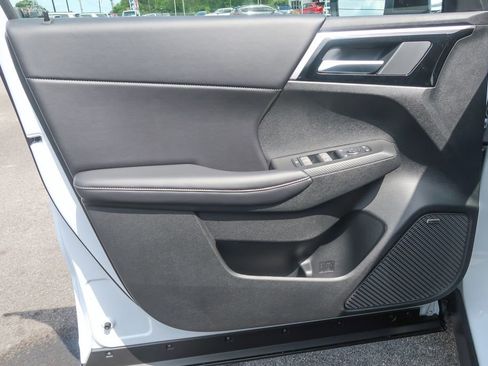 New 2026 Mitsubishi Outlander LE AWD/4WD image 26