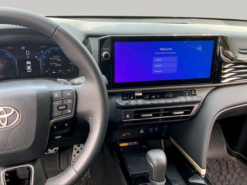 Used 2026 Toyota Camry XSE AWD/4WD image 7