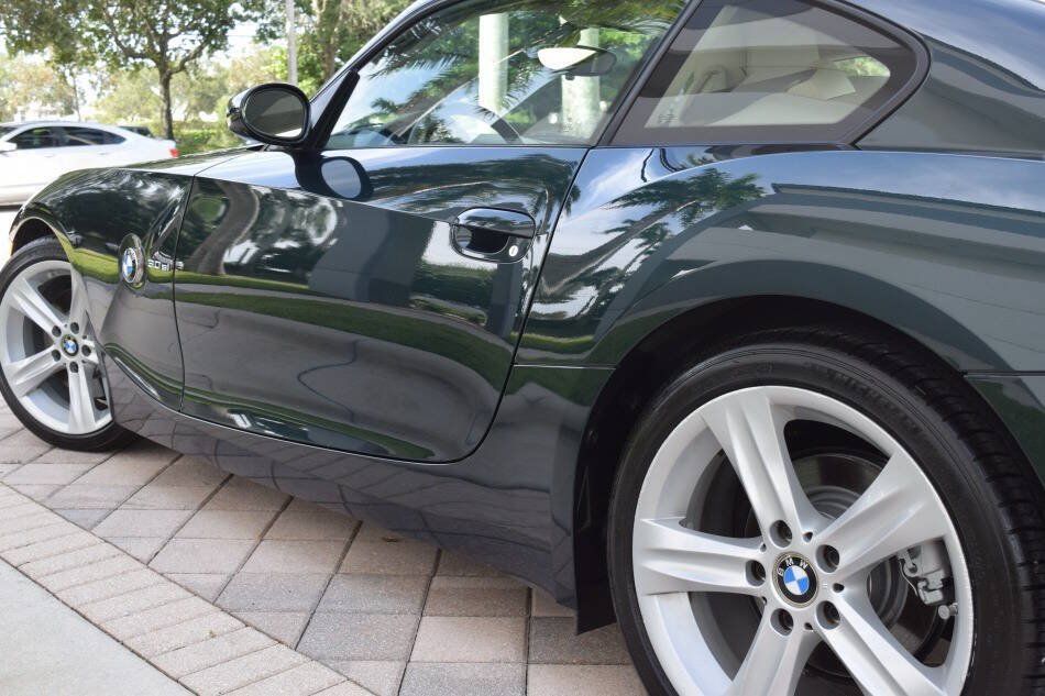 Used 2008 BMW Z4 3.0si RWD image 28