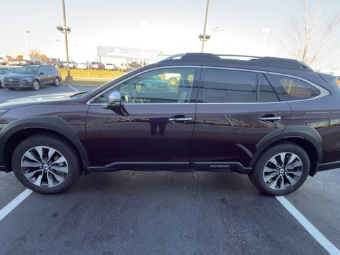 Used 2025 Subaru Outback Touring image 6