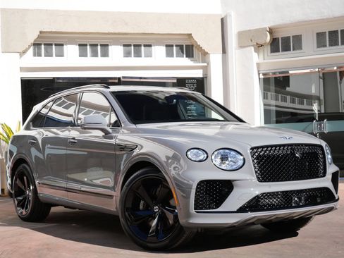New 2025 Bentley Bentayga image 1