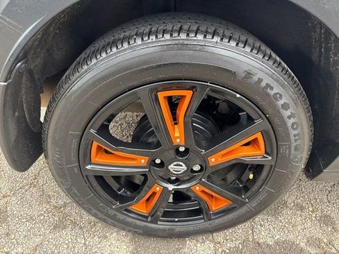 Used 2019 Nissan Kicks SV image 32