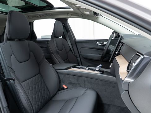 New 2026 Volvo XC60 B5 Plus w/ Climate Package AWD/4WD image 22