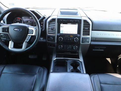 Used 2017 Ford F350 Lariat w/ Lariat Ultimate Package image 23