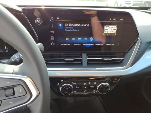 New 2026 Chevrolet Trax LT w/ Driver Confidence Package image 17