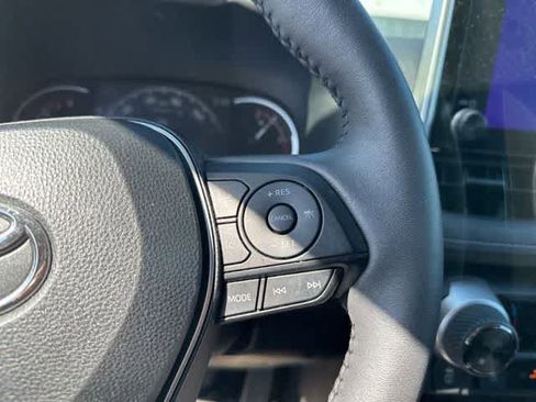 Used 2023 Toyota RAV4 XLE w/ Convenience Package image 10