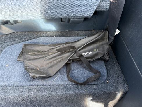 Used 1989 Toyota Pickup Deluxe image 15