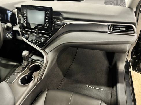 Used 2024 Toyota Camry SE FWD image 20