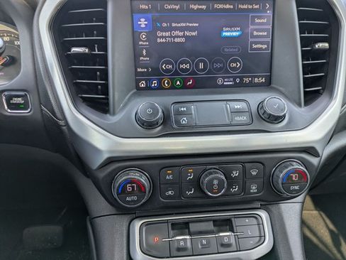 Used 2023 GMC Acadia SLE w/ Driver Convenience Package AWD/4WD image 12