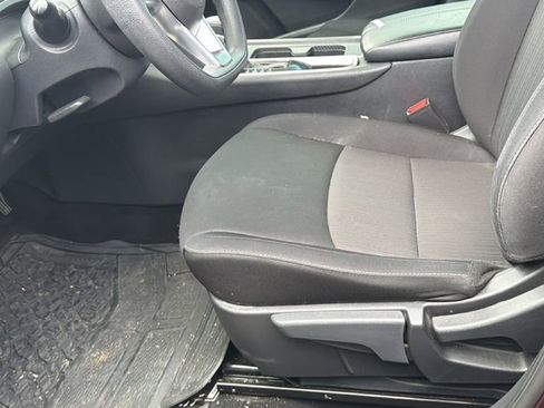 Used 2024 Nissan Sentra SV FWD image 7