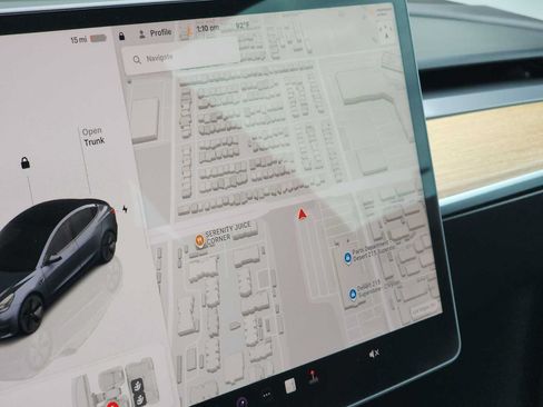 Used 2023 Tesla Model 3 Standard Range RWD image 26