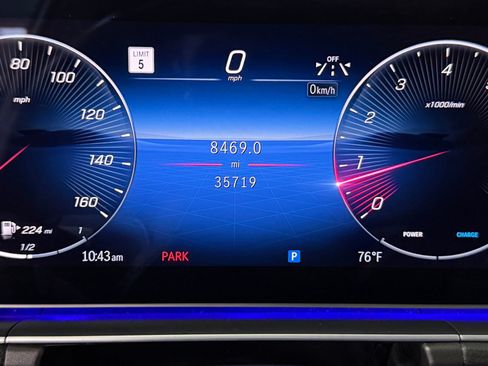 Used 2024 Mercedes-Benz GLS 450 4MATIC image 30