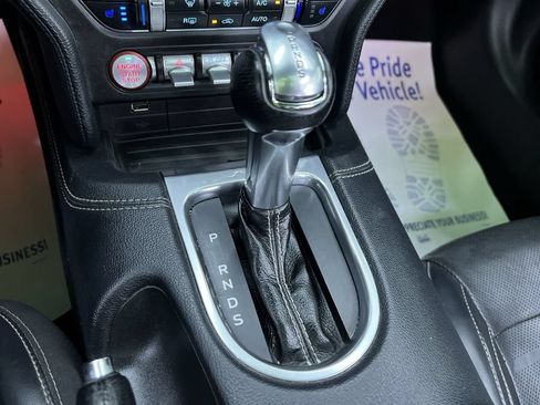 Used 2019 Ford Mustang GT Premium w/ Equipment Group 401A RWD image 25