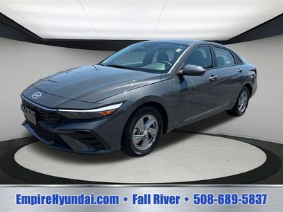 Used 2024 Hyundai Elantra SE