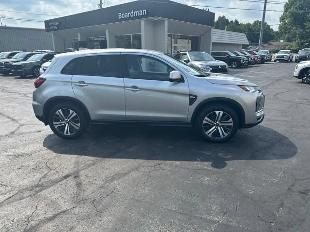 Used 2025 Mitsubishi Outlander Sport ES AWD/4WD image 3