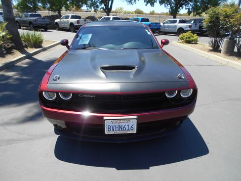 Used 2018 Dodge Challenger T/A RWD image 2