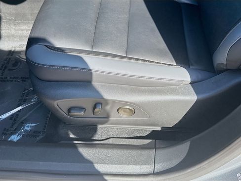 Used 2024 Honda Prologue Touring image 18