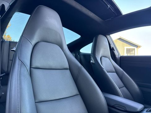 Used 2015 Porsche 911 Carrera S image 16