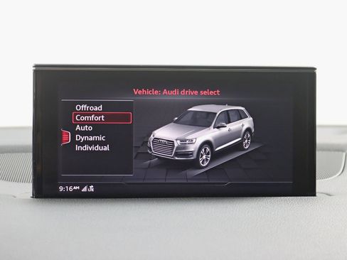 Used 2017 Audi Q7 3.0T Premium Plus AWD/4WD image 23