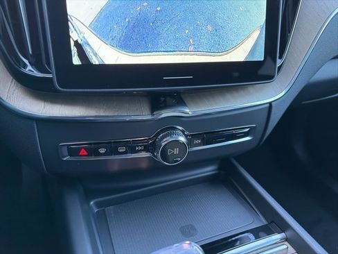 New 2026 Volvo XC60 T8 Ultra w/ Protection Package Premier image 16