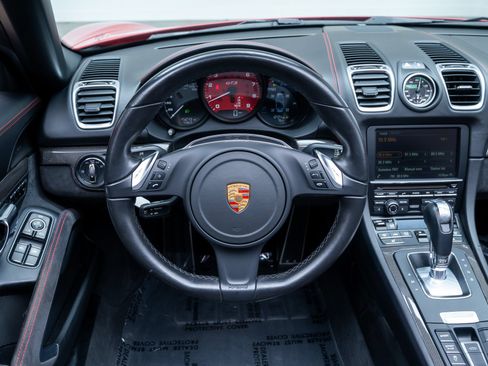 Used 2016 Porsche Boxster GTS RWD image 13
