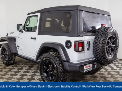 Used 2021 Jeep Wrangler Willys w/ LED Headlamp & Fog Lamp Group image 21