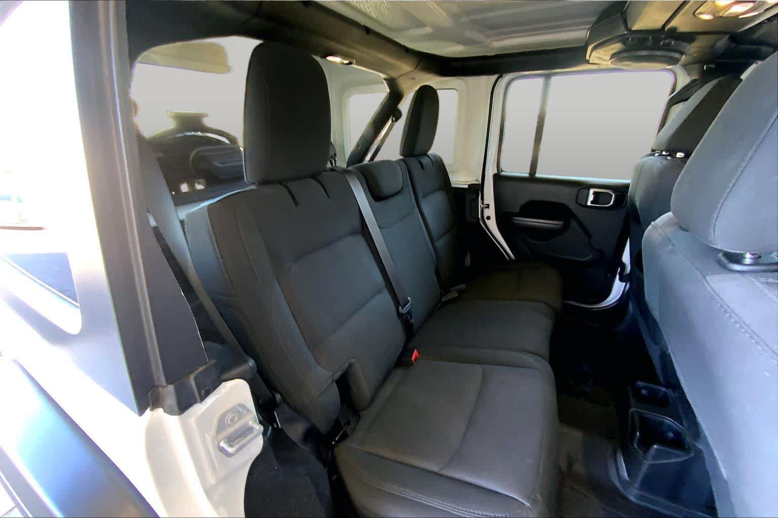 Used 2020 Jeep Wrangler Unlimited Sport AWD/4WD image 19