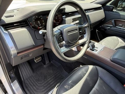 Used 2024 Land Rover Range Rover SE AWD/4WD image 20