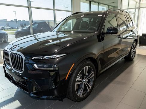 New 2026 BMW X7 xDrive40i w/ M Sport Package image 3