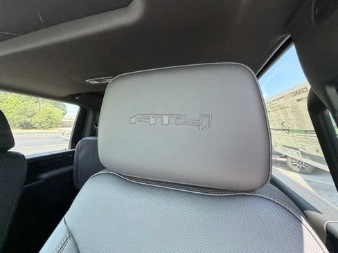 New 2026 GMC Sierra 2500 AT4 w/ AT4 Premium Plus Package AWD/4WD image 8