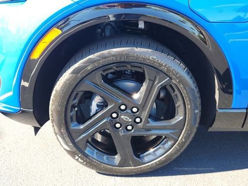 New 2026 Chevrolet Equinox EV RS image 5