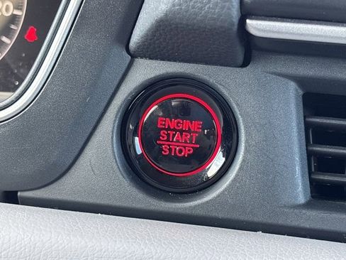 Used 2024 Honda Pilot EX-L image 29