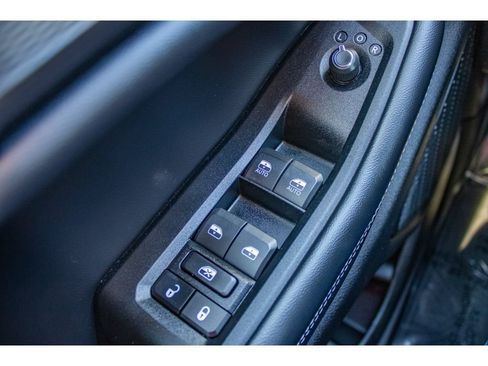 Used 2024 Jeep Grand Cherokee Laredo X w/ Luxury Tech Group I AWD/4WD image 35