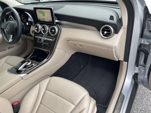 Used 2019 Mercedes-Benz GLC 300 image 47