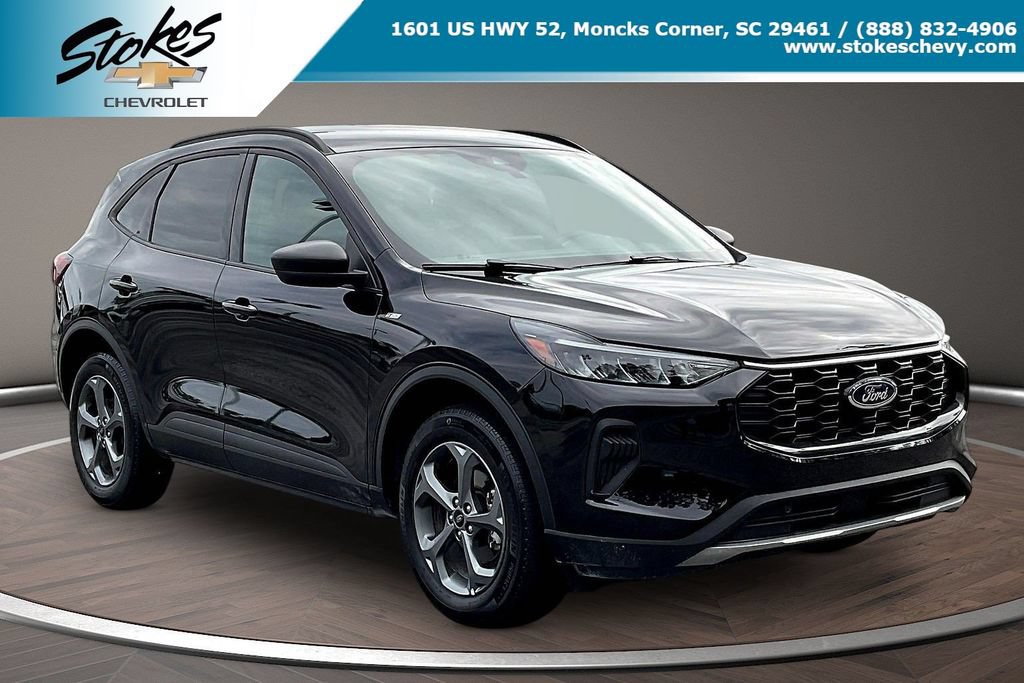 Used 2025 Ford Escape ST-Line AWD/4WD image 1