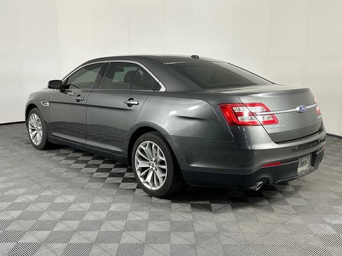 Used 2015 Ford Taurus Limited w/ Equipment Group 301A FWD image 4