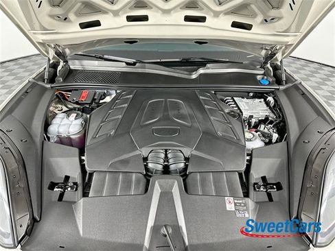 Used 2025 Porsche Cayenne Turbo image 49