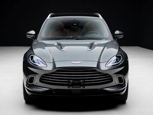 Used 2021 Aston Martin DBX image 5
