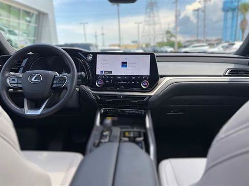 Used 2026 Lexus TX 350 AWD w/ Technology Package image 15