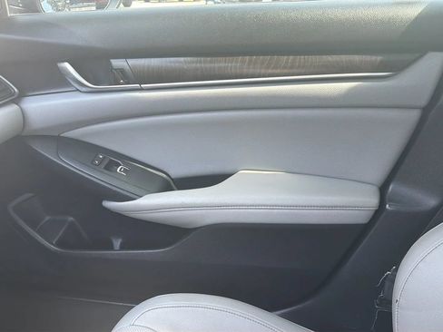Used 2020 Honda Accord EX-L image 26