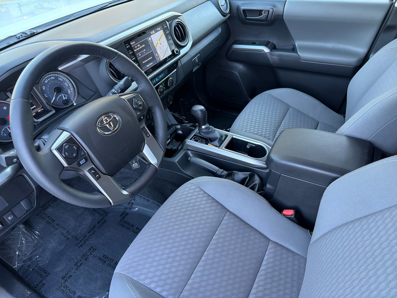 Used 2022 Toyota Tacoma SR5 AWD/4WD image 9