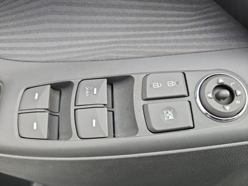 Used 2013 Hyundai Elantra GLS w/ Preferred Pkg image 25