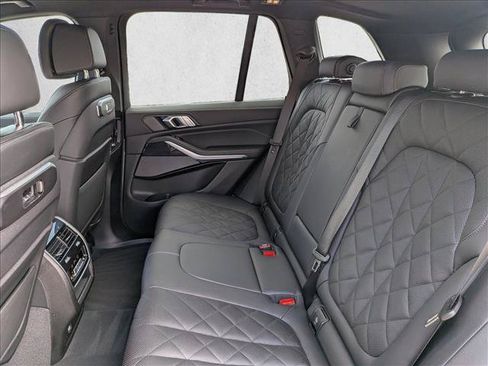 Used 2026 BMW X5 sDrive40i w/ M Sport Package RWD image 19