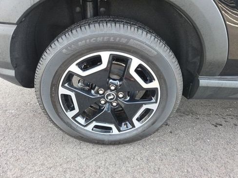 Used 2022 Ford Bronco Sport Outer Banks w/ Tech Package image 8