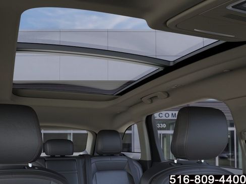 Used 2026 Lincoln Nautilus Premier w/ Equipment Group 102A AWD/4WD image 23