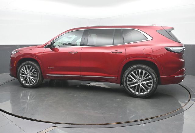 Used 2026 Buick Enclave Avenir w/ Super Cruise Package AWD/4WD image 3